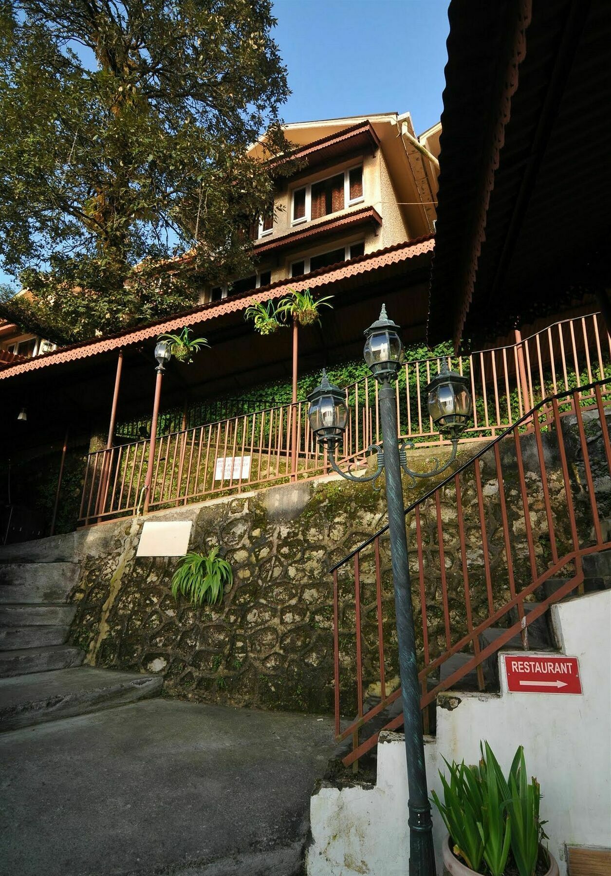 Club Mahindra Mussoorie Hotel Exterior photo